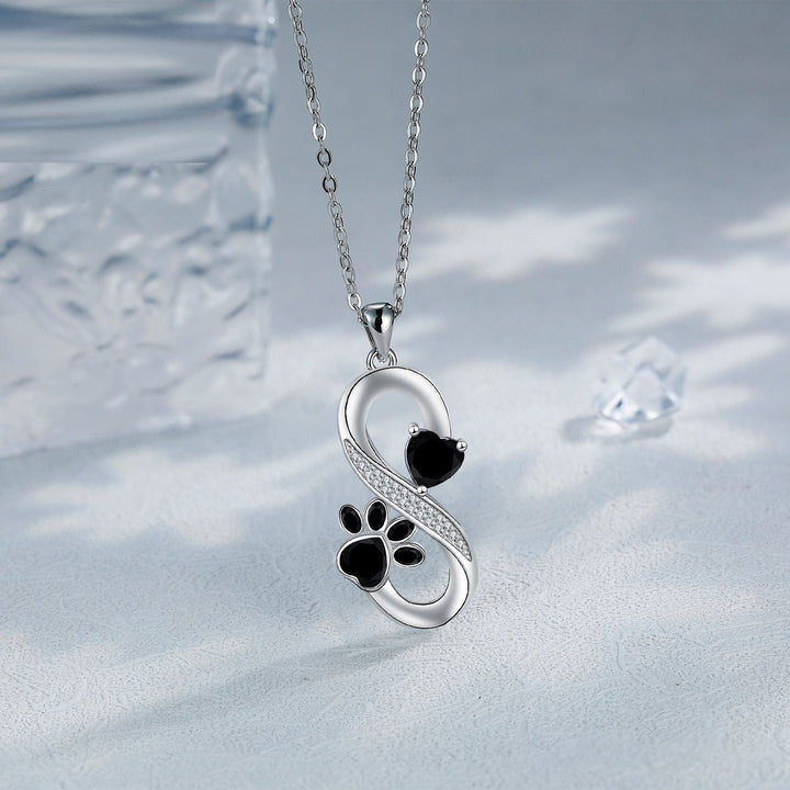 Collar Corazón con Diseño Infinito y Huella