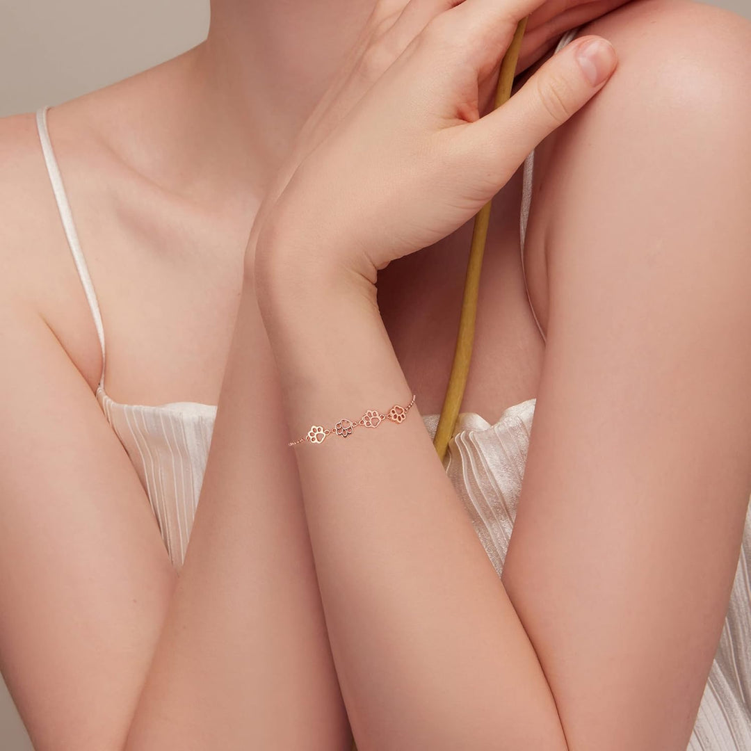 Pulsera de plata ajustable con diseño de huella de perro