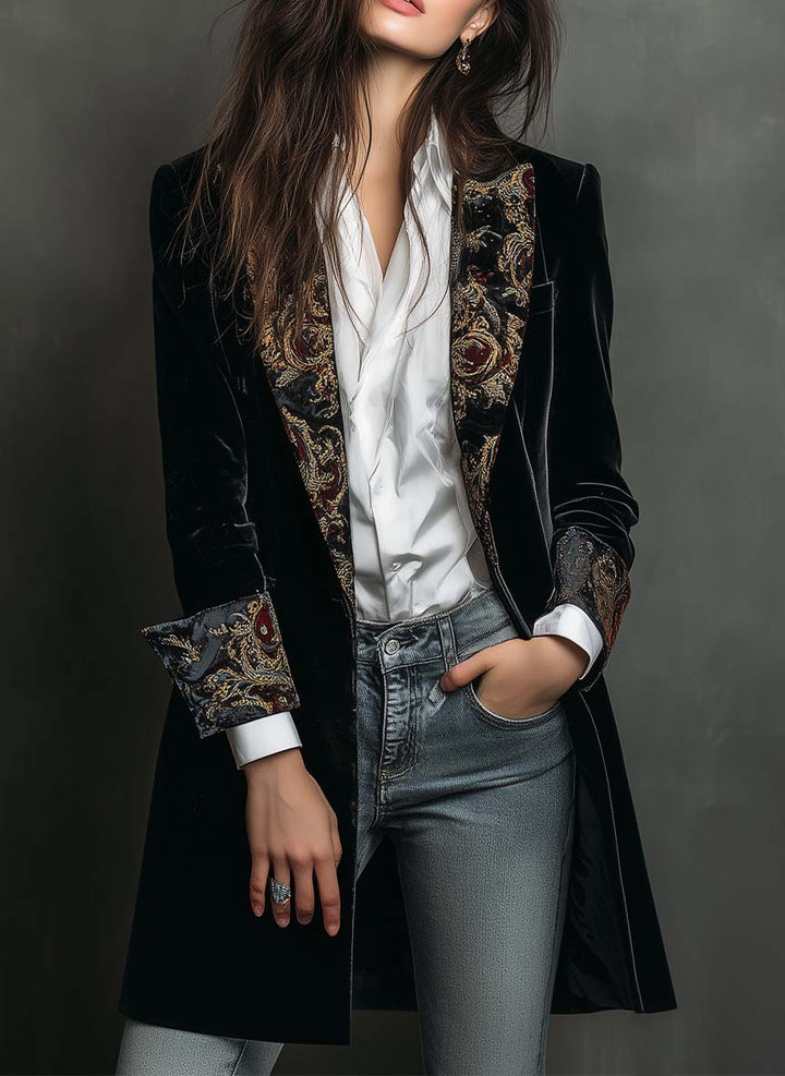 Isabel | Blazer Ajustado con Estampado Barroco en Negro