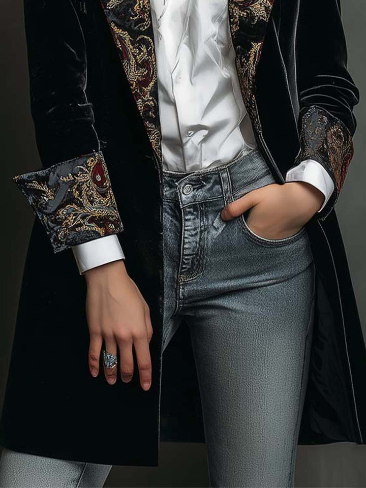 Isabel | Blazer Ajustado con Estampado Barroco en Negro