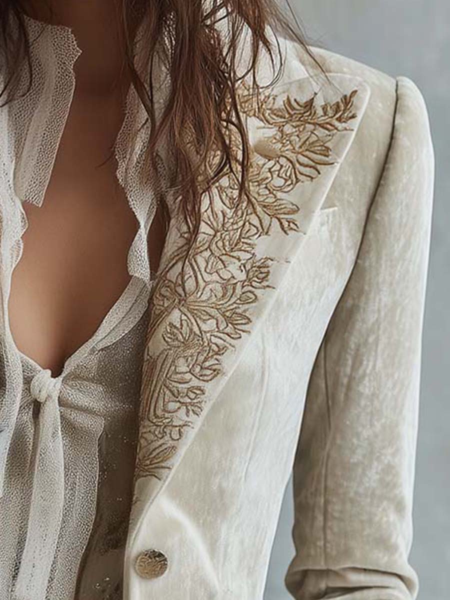 Beatriz | Tailored Embroidered Ivory Blazer