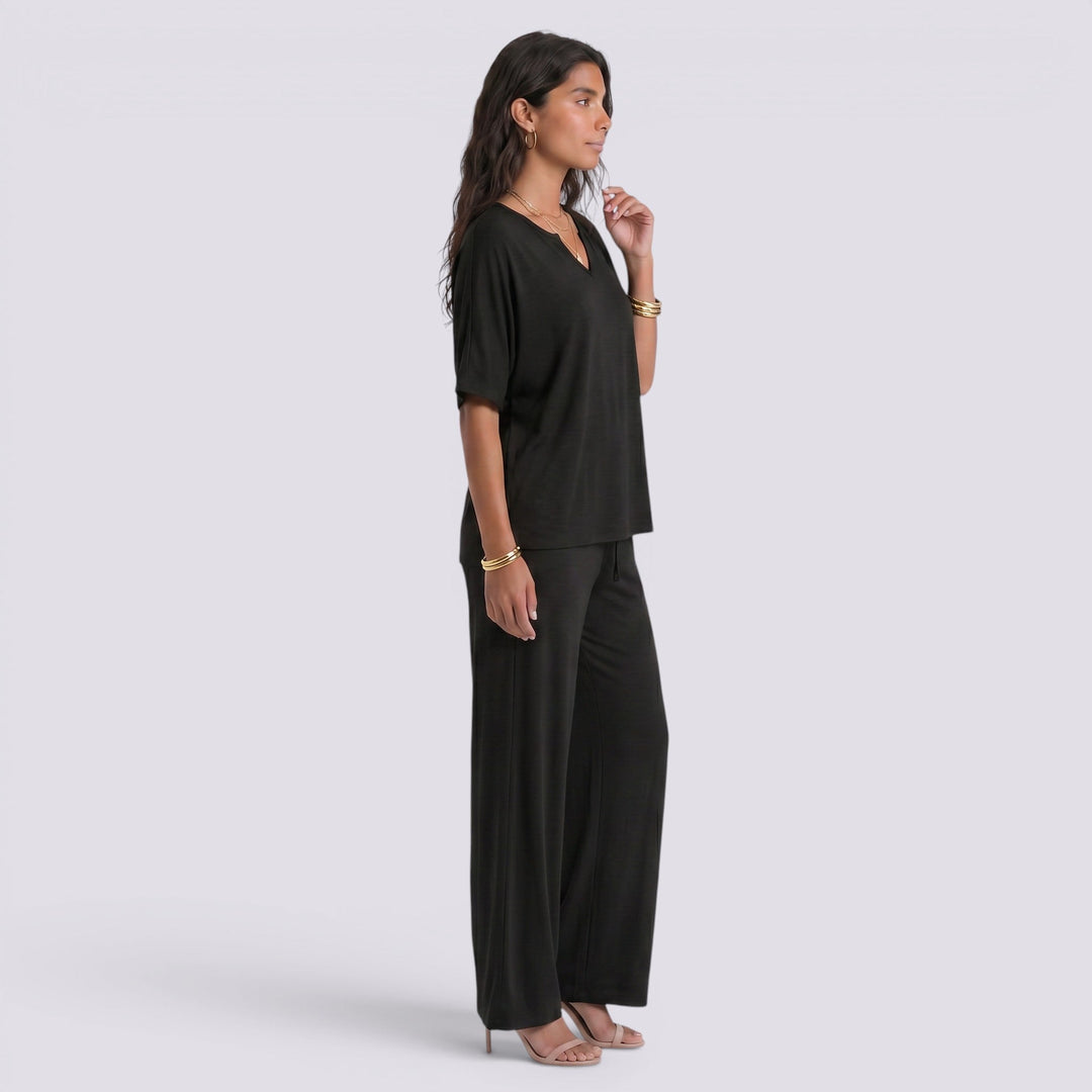 Conjunto Mujer con Pantalón Ancho Cuello Pico
